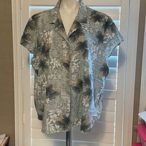 Floral Button Down Shirt in Green and White